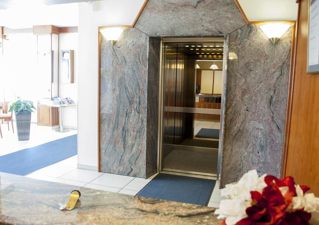 Hotel Excelsior Kassel Ngoại thất bức ảnh