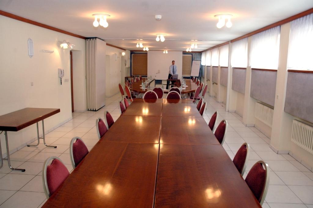 Hotel Excelsior Kassel Ngoại thất bức ảnh